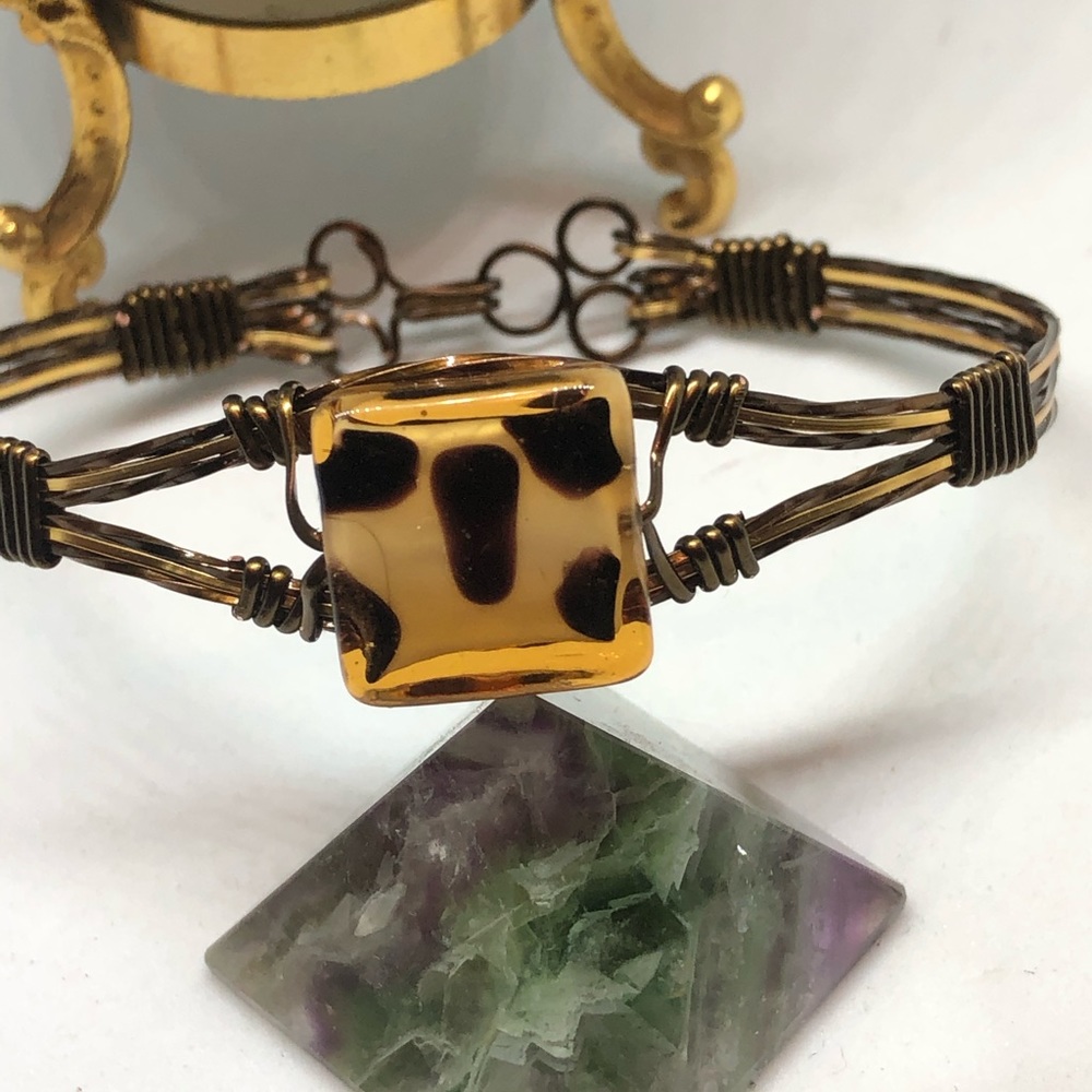 Clearence//Handmade wire bracelet